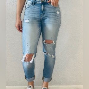 High rise mom jean